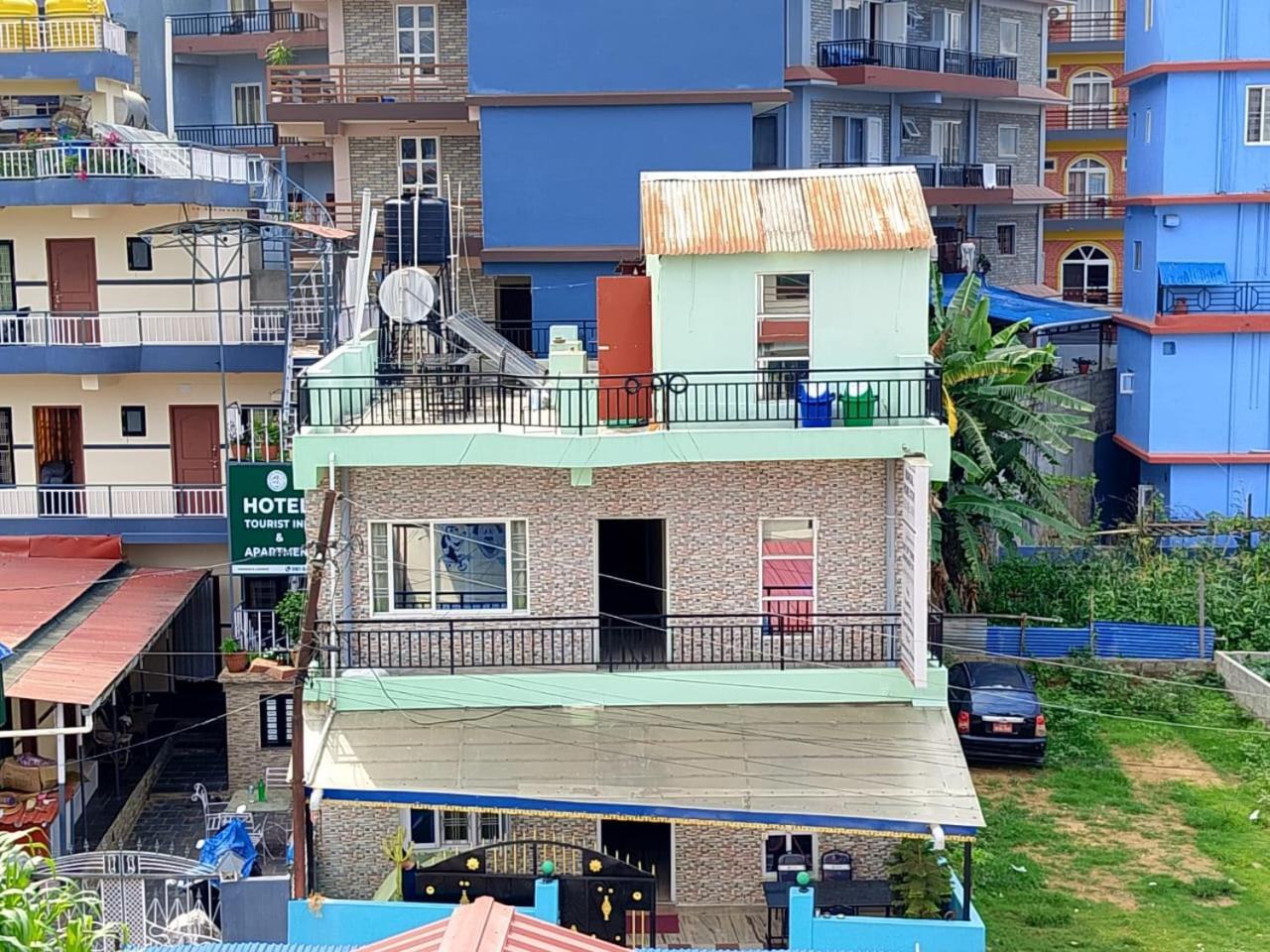 Mangal Homestay Pokhara Esterno foto