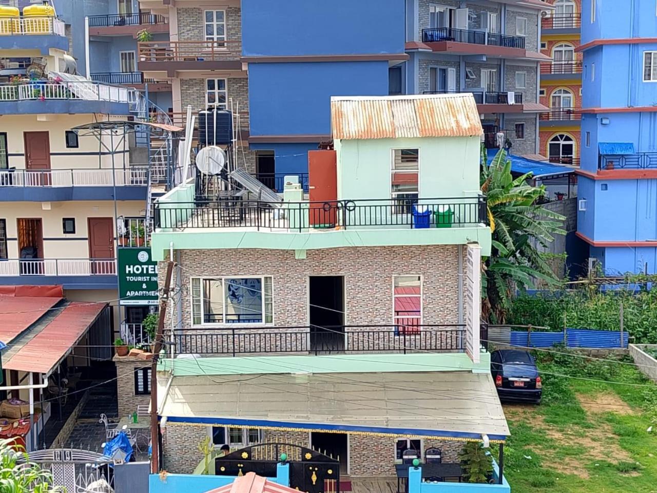 Mangal Homestay Pokhara Esterno foto