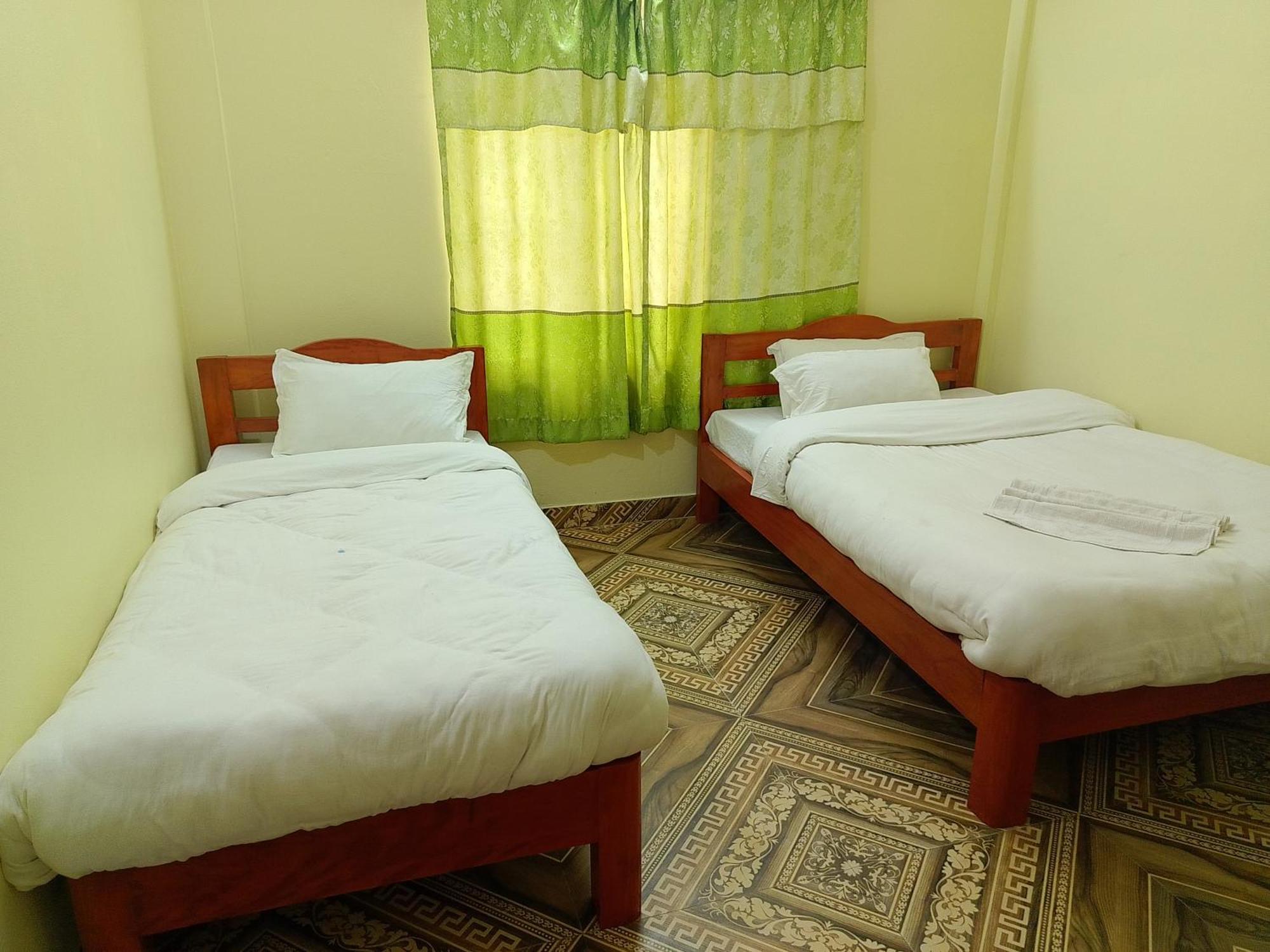 Mangal Homestay Pokhara Esterno foto